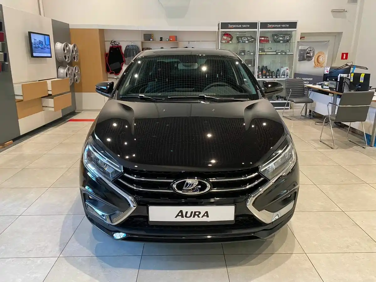 Lada Aura - фото №2