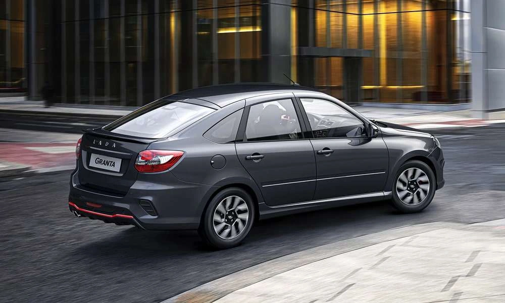 Lada Granta Sportline Лифтбек - фото №6