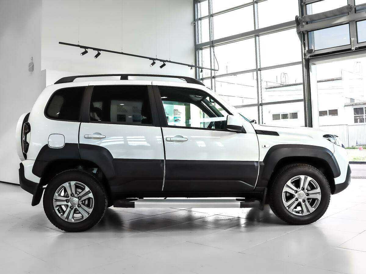 Lada (ВАЗ) Niva, 2023 - фото №4